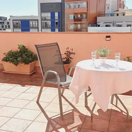 Cozy And Sunny Penthouse Fira Bcn Apartment *