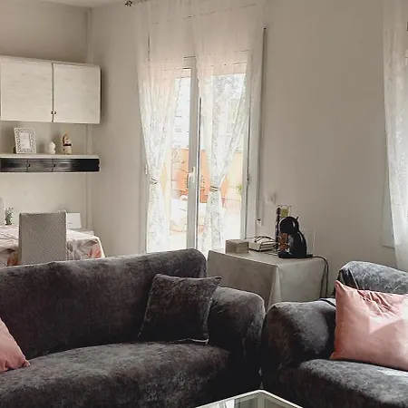 Appartamento Cozy And Sunny Penthouse Fira Bcn *