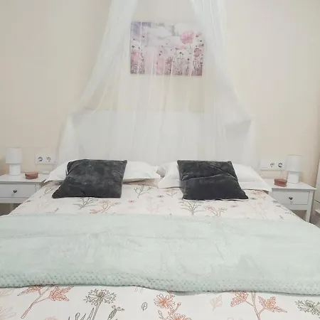 Cozy And Sunny Penthouse Fira Bcn