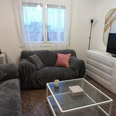 Appartamento Cozy And Sunny Penthouse Fira Bcn L'Hospitalet de Llobregat