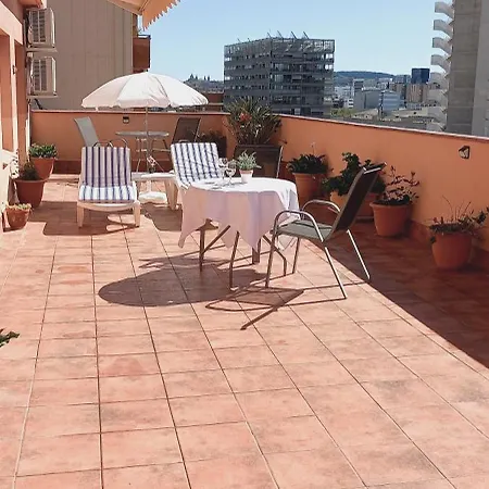 Cozy And Sunny Penthouse Fira Bcn * L'Hospitalet de Llobregat